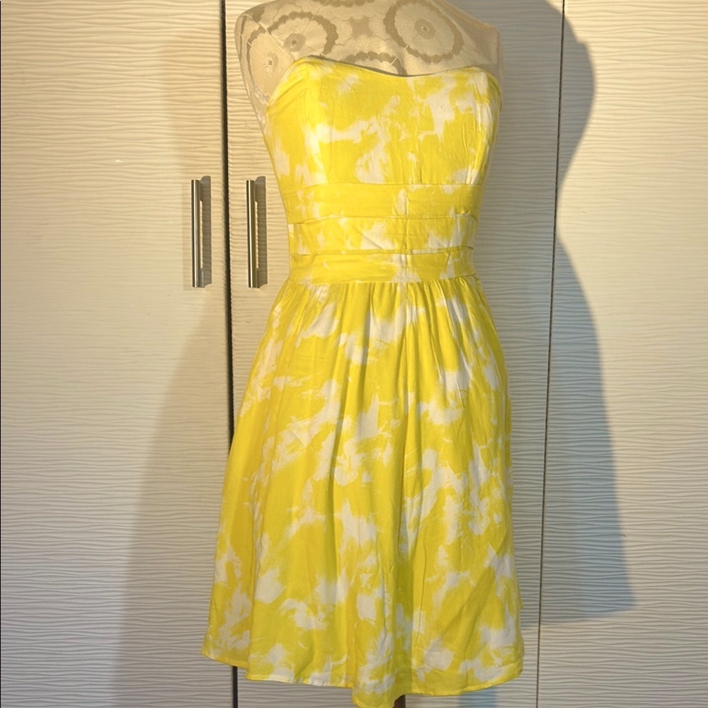 Strapless designer dress, fits like S (see below)